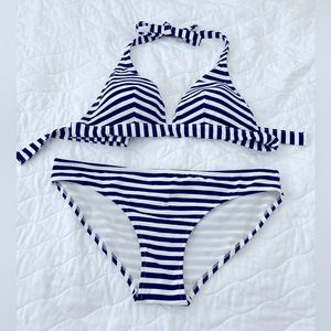 PEZ D’OR MATERNITY BIKINI. NAVY BLUE AND WHITE STRIPE. SIZE MEDIUM.